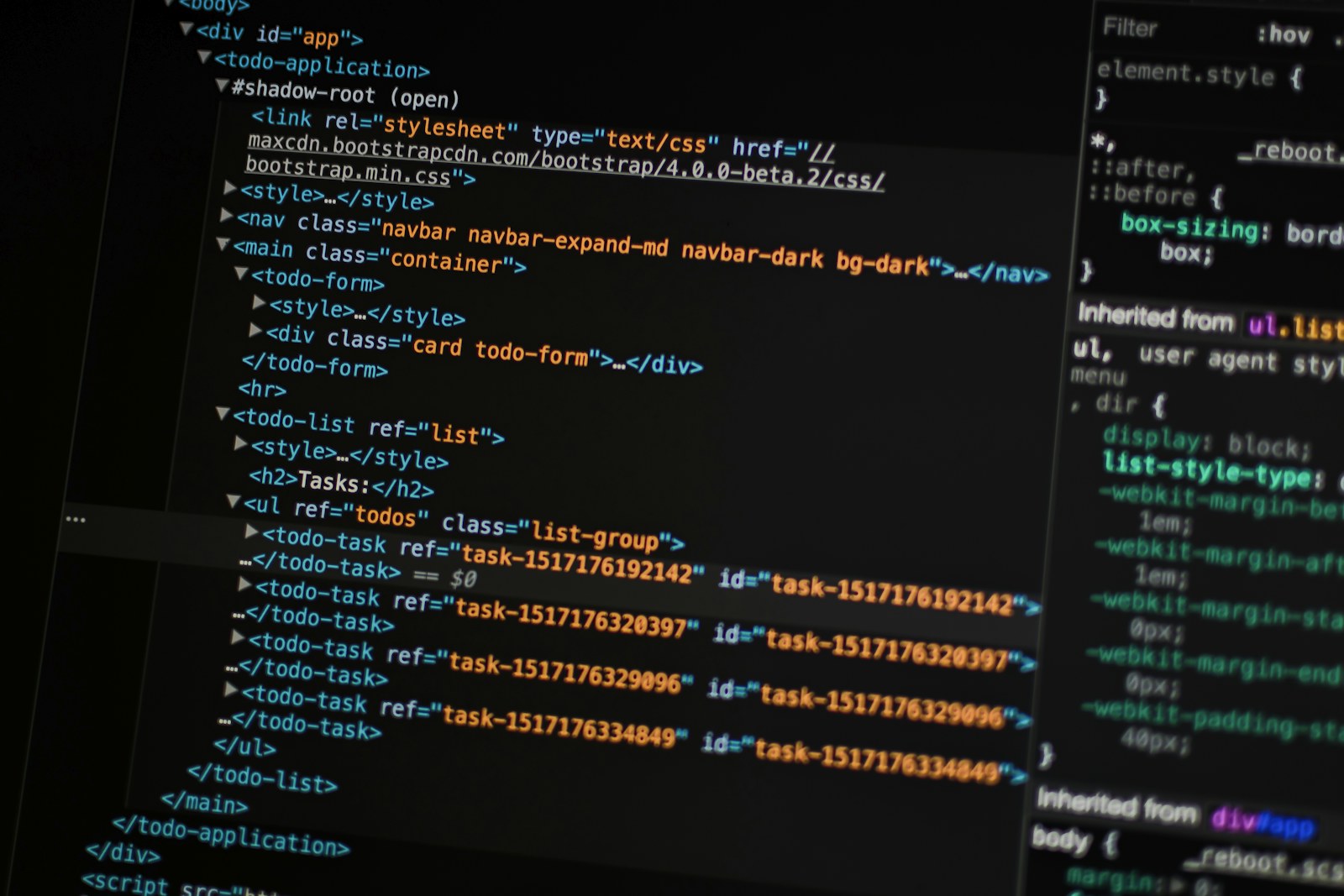 Automindo yapay zeka otomasyon altyapısı için teknoloji odaklı hero görseli